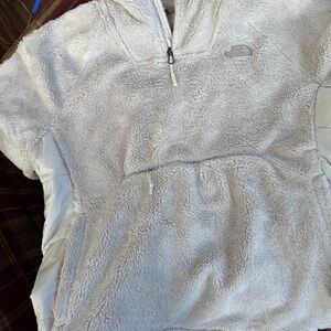 The North Face Women's Cream Teddy Jacket